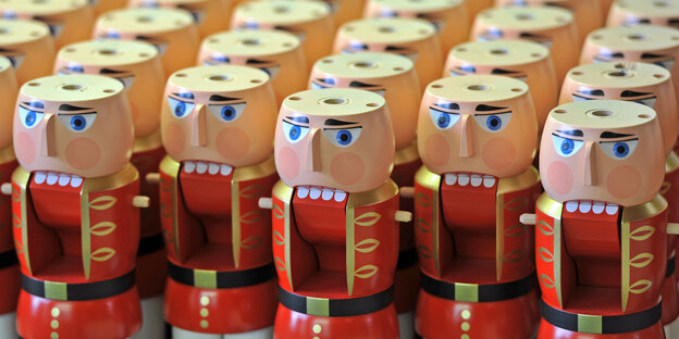 eine Armee Nussknacker eine Armee Nussknacker