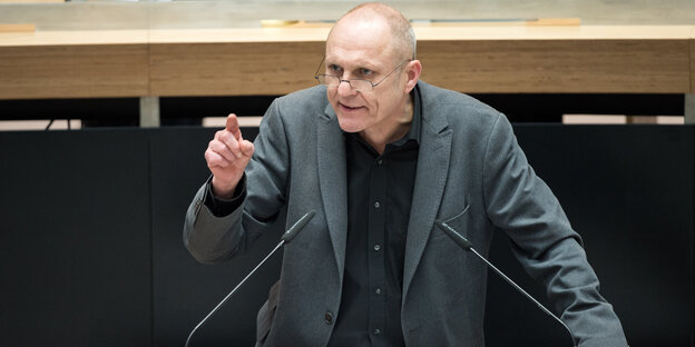 Jochen Esser im Berliner Abgeordnetenhaus Jochen Esser im Berliner Abgeordnetenhaus