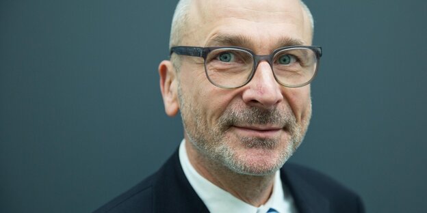 Ein Portrait des Grünen-Politikers Volker Beck. Ein Portrait des Grünen-Politikers Volker Beck.