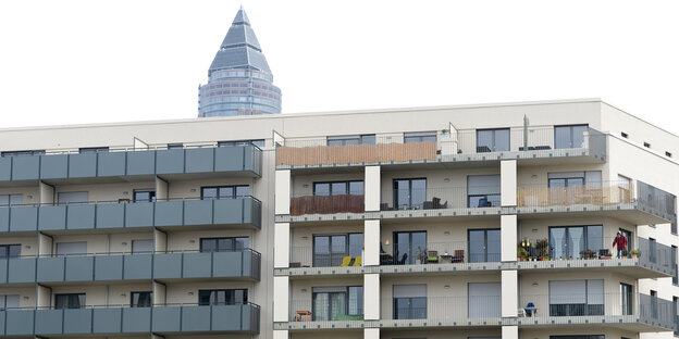 Eine Wohnsiedlung in Nahaufnahme Eine Wohnsiedlung in Nahaufnahme