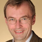 Dr. Kai Struve