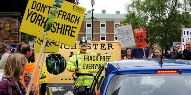 Fracking-Gegner in England protestieren