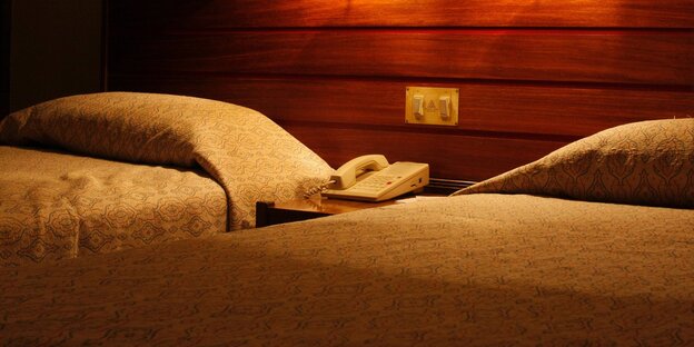 Hotelzimmer mit zwei Betten Hotelzimmer mit zwei Betten