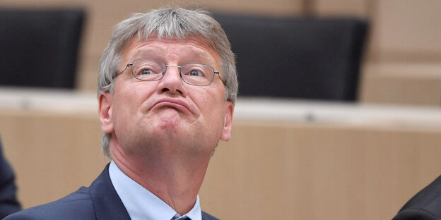 Der AfD-Fraktionsvorsitzende Jörg Meuthen verzieht den Mund