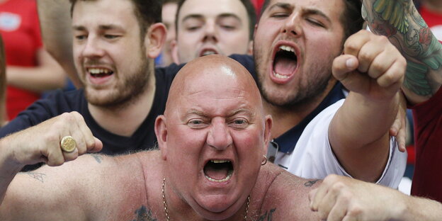 Englische Fußballfans. Englische Fußballfans.