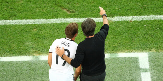 Mario Götze und Joachim Löw Mario Götze und Joachim Löw