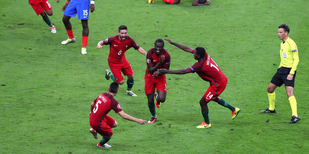 Der Portugiese Éder jubelt nach seinem Tor im Finale Der Portugiese Éder jubelt nach seinem Tor im Finale