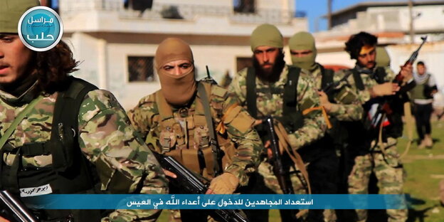 Al-Nusra-Kämpfer in Aleppo Al-Nusra-Kämpfer in Aleppo