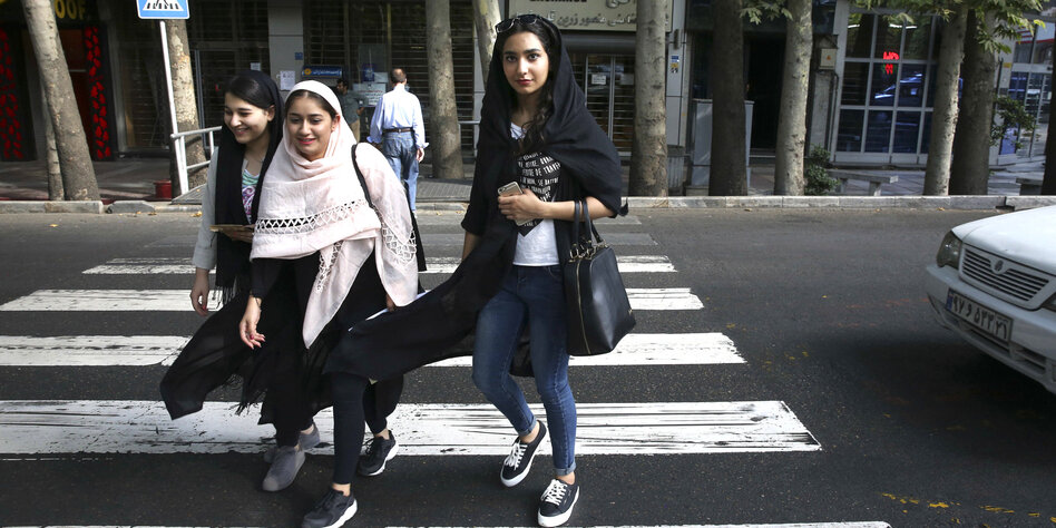 Iranische frauen in deutschland kennenlernen Πτήσεις θεσσαλονίκη λήμνος