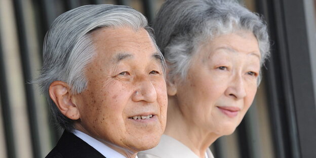 Kaiser Akihito und Kaiserin Michiko von Japan 2009 in Tokio Kaiser Akihito und Kaiserin Michiko von Japan 2009 in Tokio