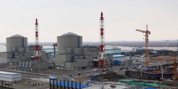Ein Atomkraftwerk in Lianyungang Ein Atomkraftwerk in Lianyungang