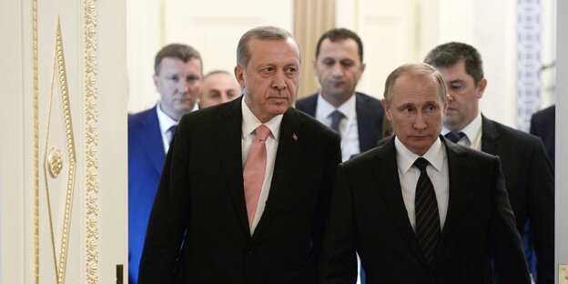 Putin und Erdogan in St. Petersburg Putin und Erdogan in St. Petersburg