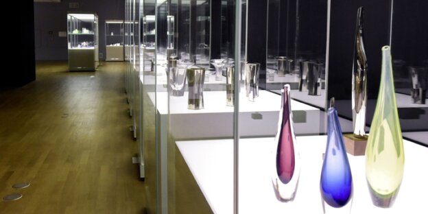 Ausstellungsstücke aus Glas Ausstellungsstücke aus Glas
