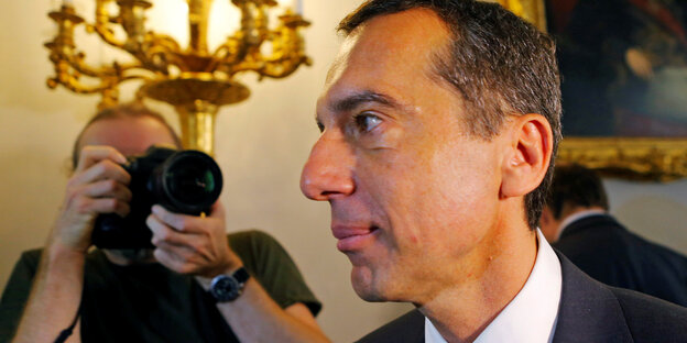 Kanzler Christian Kern mit Fotograf Kanzler Christian Kern mit Fotograf