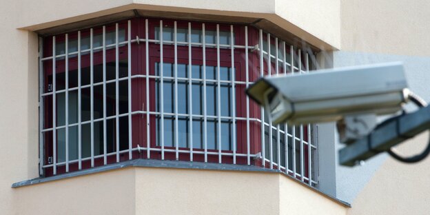 Überwachtungsturm im Gefängnis Tegel Überwachtungsturm im Gefängnis Tegel