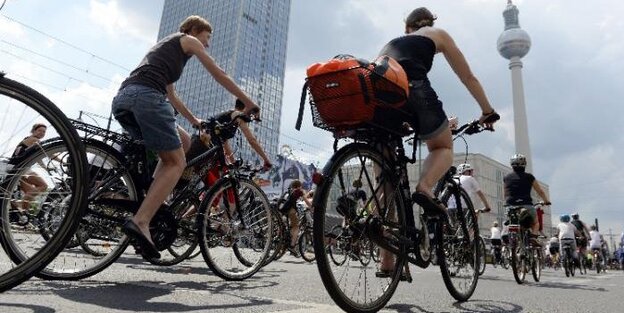 RadlerInnen bei der Sternfahrt