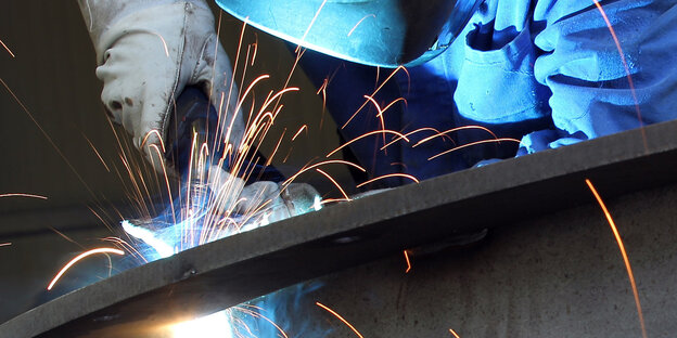 Schweißarbeiten in der Industrie Schweißarbeiten in der Industrie