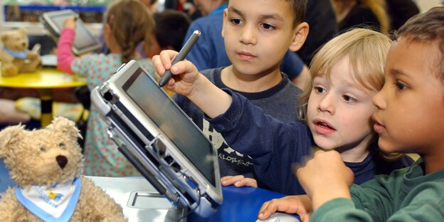 Kinder am Laptop Kinder am Laptop