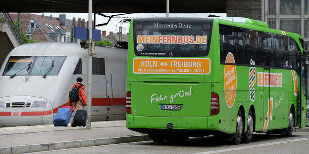 ein Ice und ein Fernbus