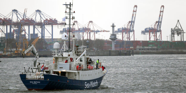 Das Schiff „Sea Watch 2“ läuft Ende April aus dem Hamburger Hafen aus Das Schiff „Sea Watch 2“ läuft Ende April aus dem Hamburger Hafen aus