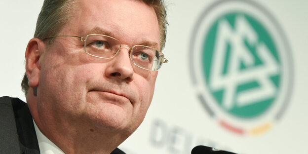 Ein Mann, Reinhard Grindel Ein Mann, Reinhard Grindel