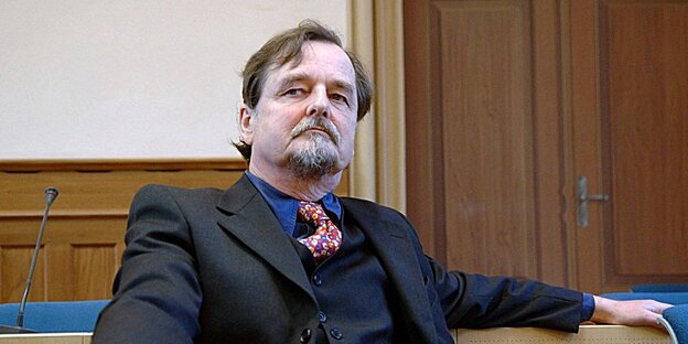 Porträt Helmut Roewer Porträt Helmut Roewer