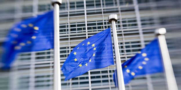 drei Europaflaggen drei Europaflaggen