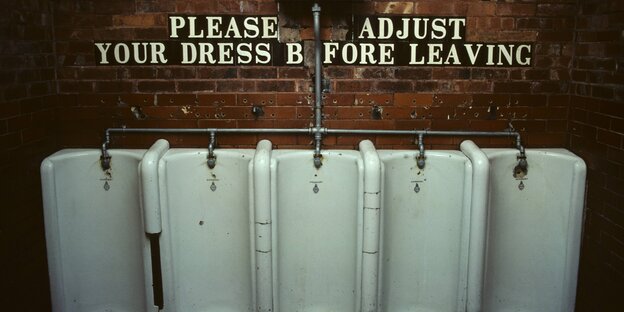 Toilette in England Toilette in England