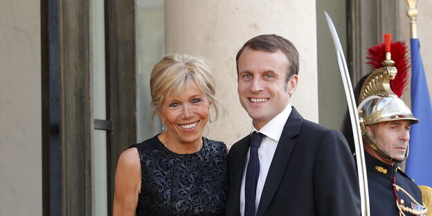 Emmanuel Macron und seine Frau Brigitte Trogneux Emmanuel Macron und seine Frau Brigitte Trogneux