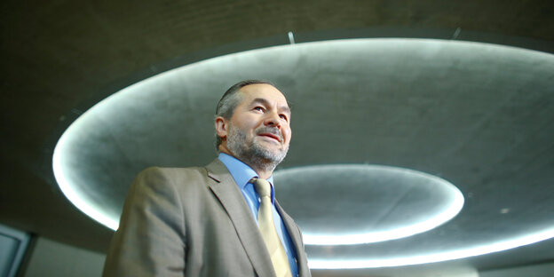 Bekir Alboga, Generalsekretär des DITIB-Verbandes bei einer Pressekonferenz am Mitwoch in den Zentralmoschee in Köln Bekir Alboga, Generalsekretär des DITIB-Verbandes bei einer Pressekonferenz am Mitwoch in den Zentralmoschee in Köln
