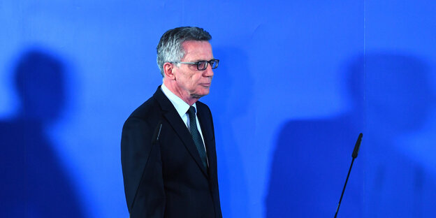 Ein Mann und zwei Schatten Ein Mann und zwei Schatten