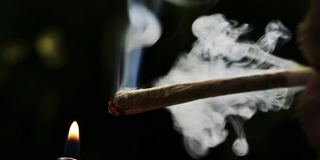 Ein qualmender Joint Ein qualmender Joint