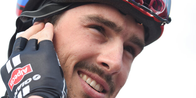 John Degenkolb mit Fahrradhelm John Degenkolb mit Fahrradhelm