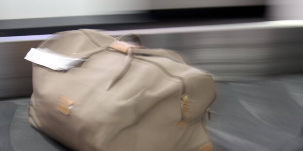Eine Reisetasche Eine Reisetasche