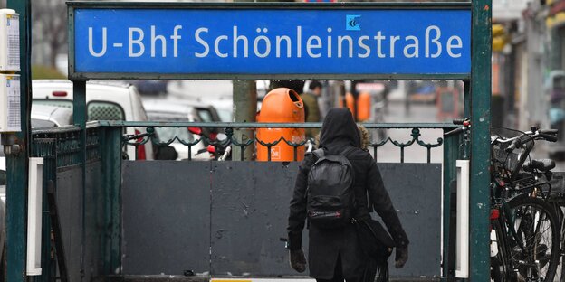 U-Bahnhof Schönleinstraße U-Bahnhof Schönleinstraße