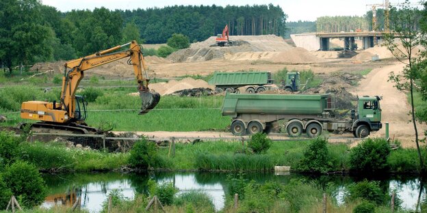 Baustelle für eine Autobahn Baustelle für eine Autobahn