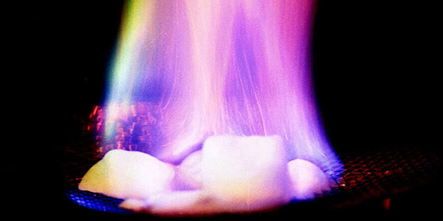 Eine Flamme Eine Flamme