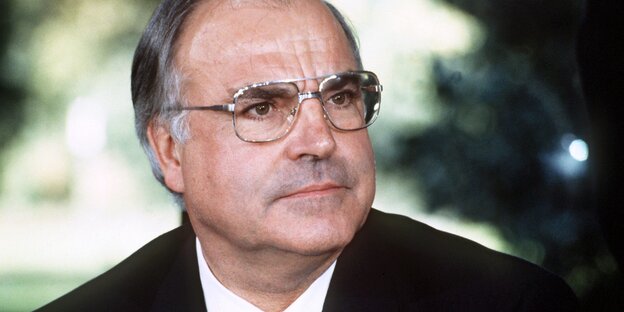 Ein Mann mit Brille Ein Mann mit Brille