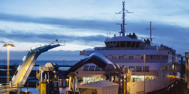 Die "Tycho Brahe" vor Anker Die "Tycho Brahe" vor Anker