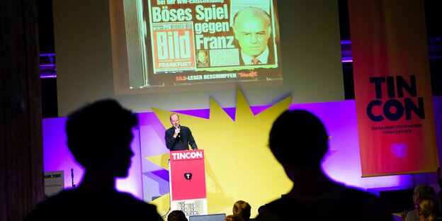 Martin Sonneborn auf der Bühne der Tincon