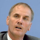 HOLGER KRAWINKEL