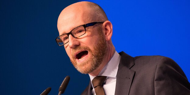 Peter Tauber mit offenem Mund Peter Tauber mit offenem Mund