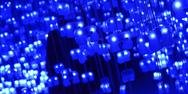 Blaue Dioden, die leuchten Blaue Dioden, die leuchten