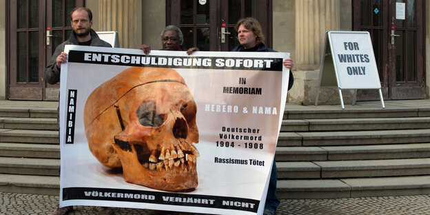 Protest gegen Kolonialverbrechen Protest gegen Kolonialverbrechen