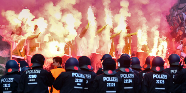 Pyros im Stadion Pyros im Stadion