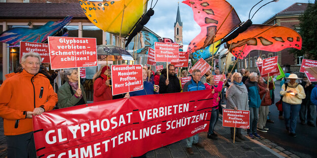 Demonstration gegen Glyphosat im bayrischen Neustadt an der Aisch Demonstration gegen Glyphosat im bayrischen Neustadt an der Aisch