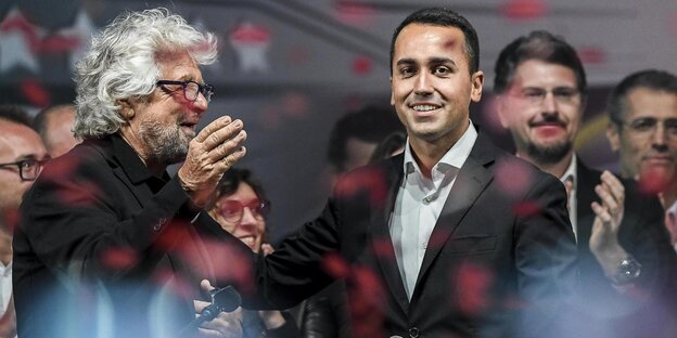 Luigi Di Maio mit seinem Ziehvater Beppe Grillo Luigi Di Maio mit seinem Ziehvater Beppe Grillo