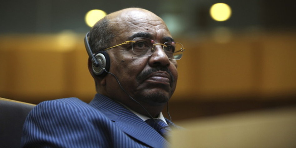 Der sudanesische Präsident <b>Omar Hassan</b> al-Bashir beim AU-Gipfel. - omar_hassan_al-bashir_reuters