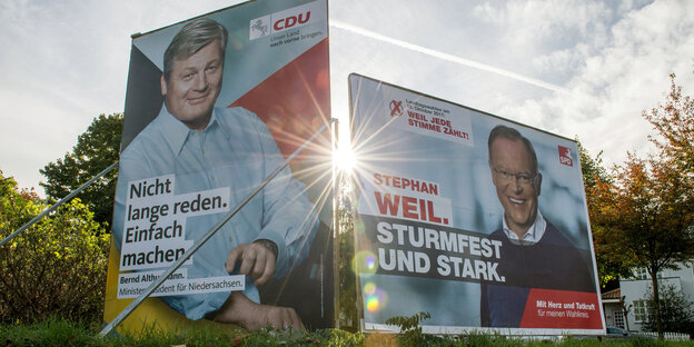 Wahlkampfplakate von CDU und SPD Wahlkampfplakate von CDU und SPD