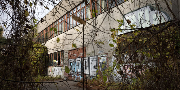 Halle von Außen Halle von Außen